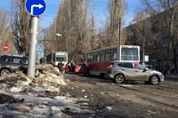 В Саратове иномарка врезалась в трамвай
