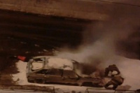 В Саратове ночью сгорел автомобиль