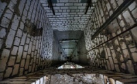 В Саратове школьница упала в шахту лифта недостроенного дома