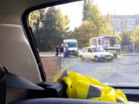 Водитель ВАЗа открыл стрельбу по маршрутке